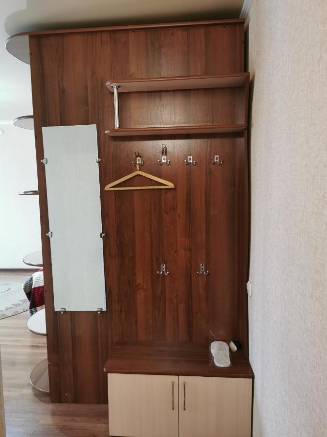 1 Комн Апартаменты В Центре Рядом С Парком Qostanay Exterior foto